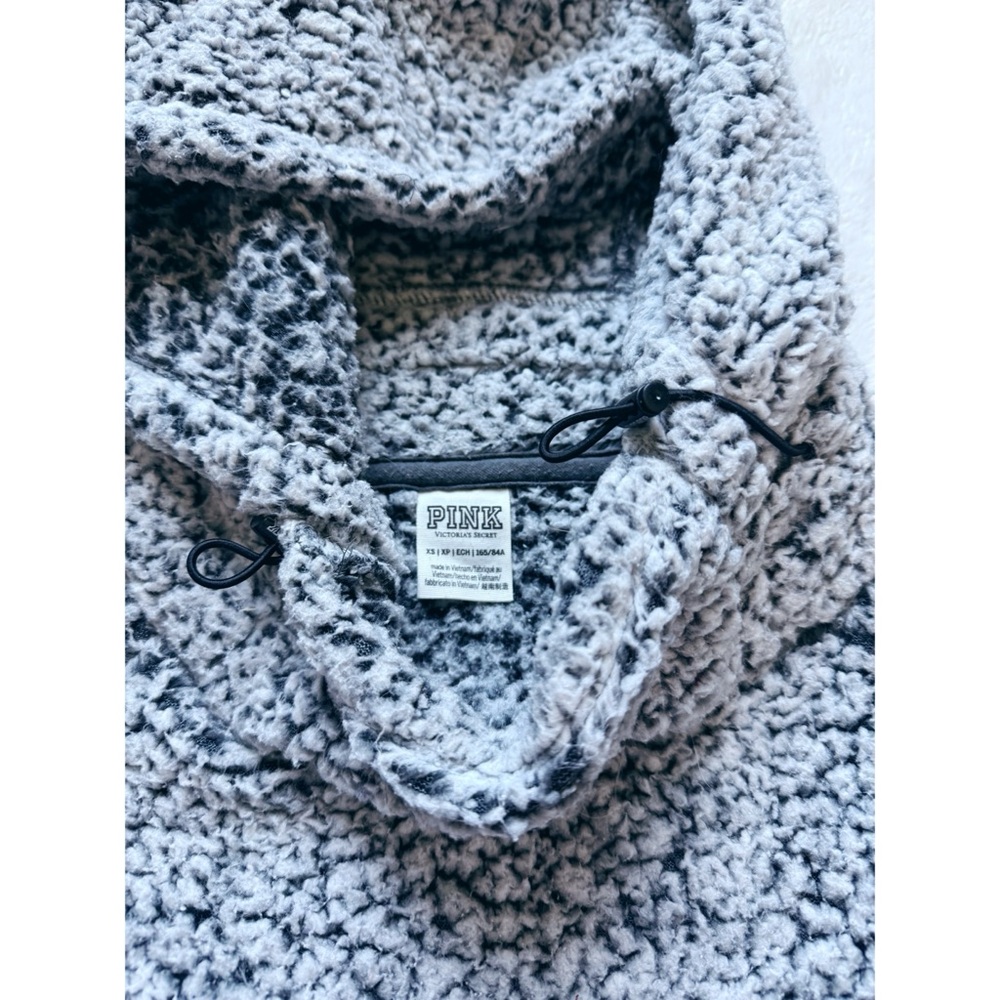 PINK 🎀 Victoria’s Secret Sherpa Hoodie - Picture 2 of 7